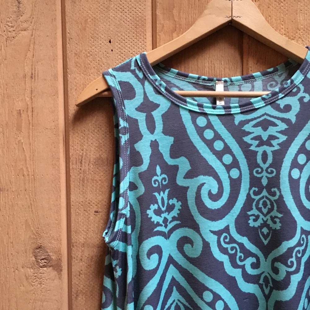 Bellamie Resort Dress Size Medium
